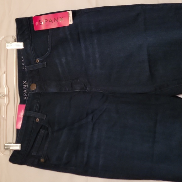 Spanx Capri Jeans - Picture 10 of 16